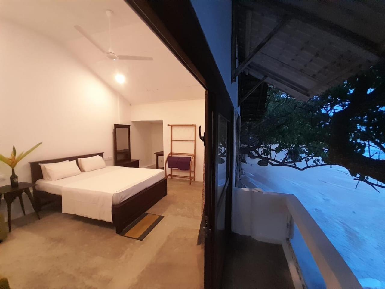 Sooriya Villa Talpe Exterior photo