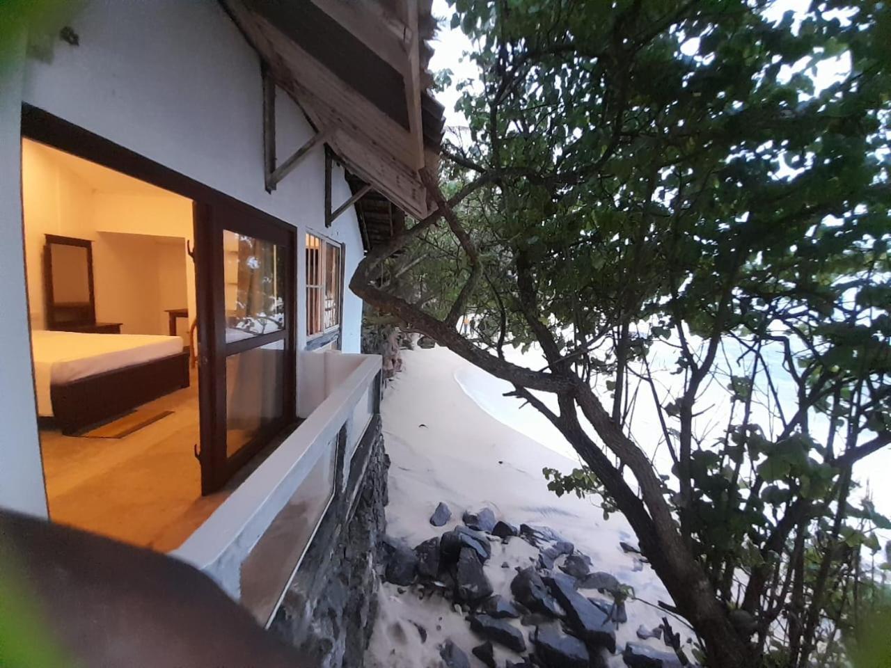 Sooriya Villa Talpe Exterior photo