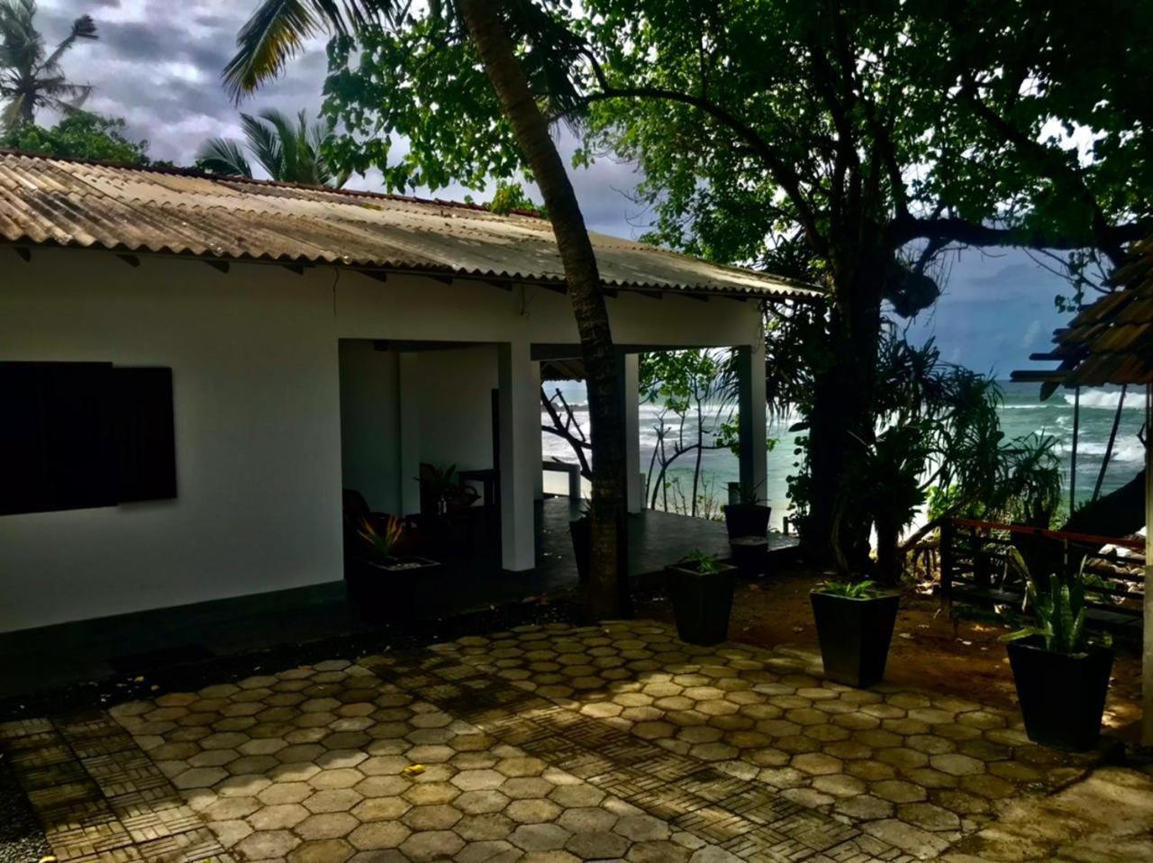 Sooriya Villa Talpe Exterior photo